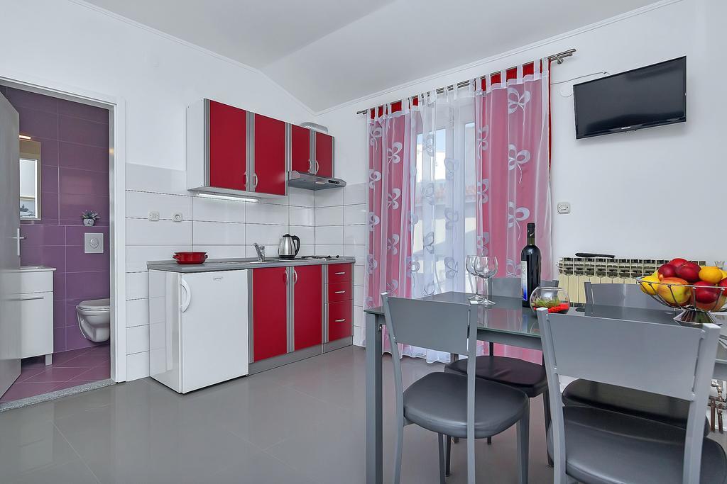 Apartments Smiljka Makarska Exterior photo