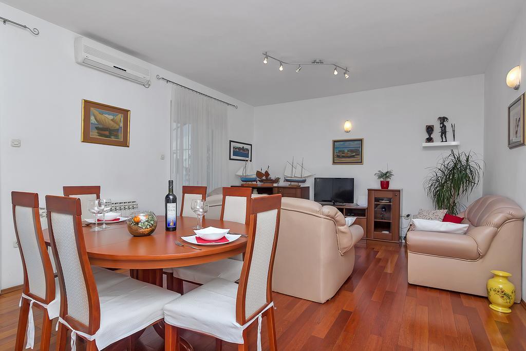 Apartments Smiljka Makarska Exterior photo
