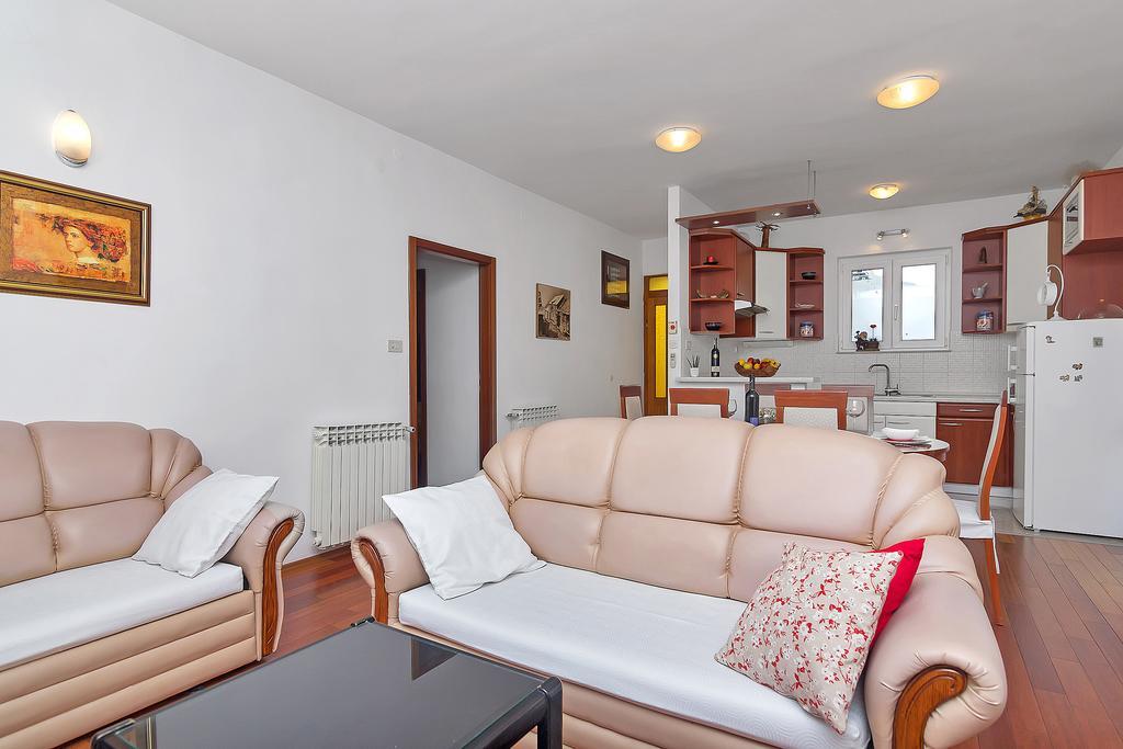 Apartments Smiljka Makarska Exterior photo