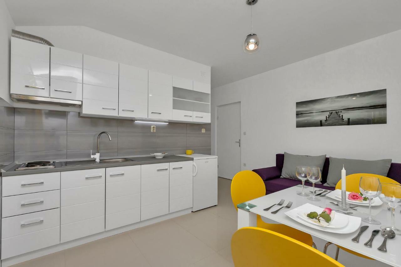 Apartments Smiljka Makarska Exterior photo