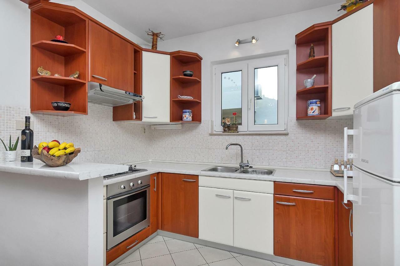 Apartments Smiljka Makarska Exterior photo